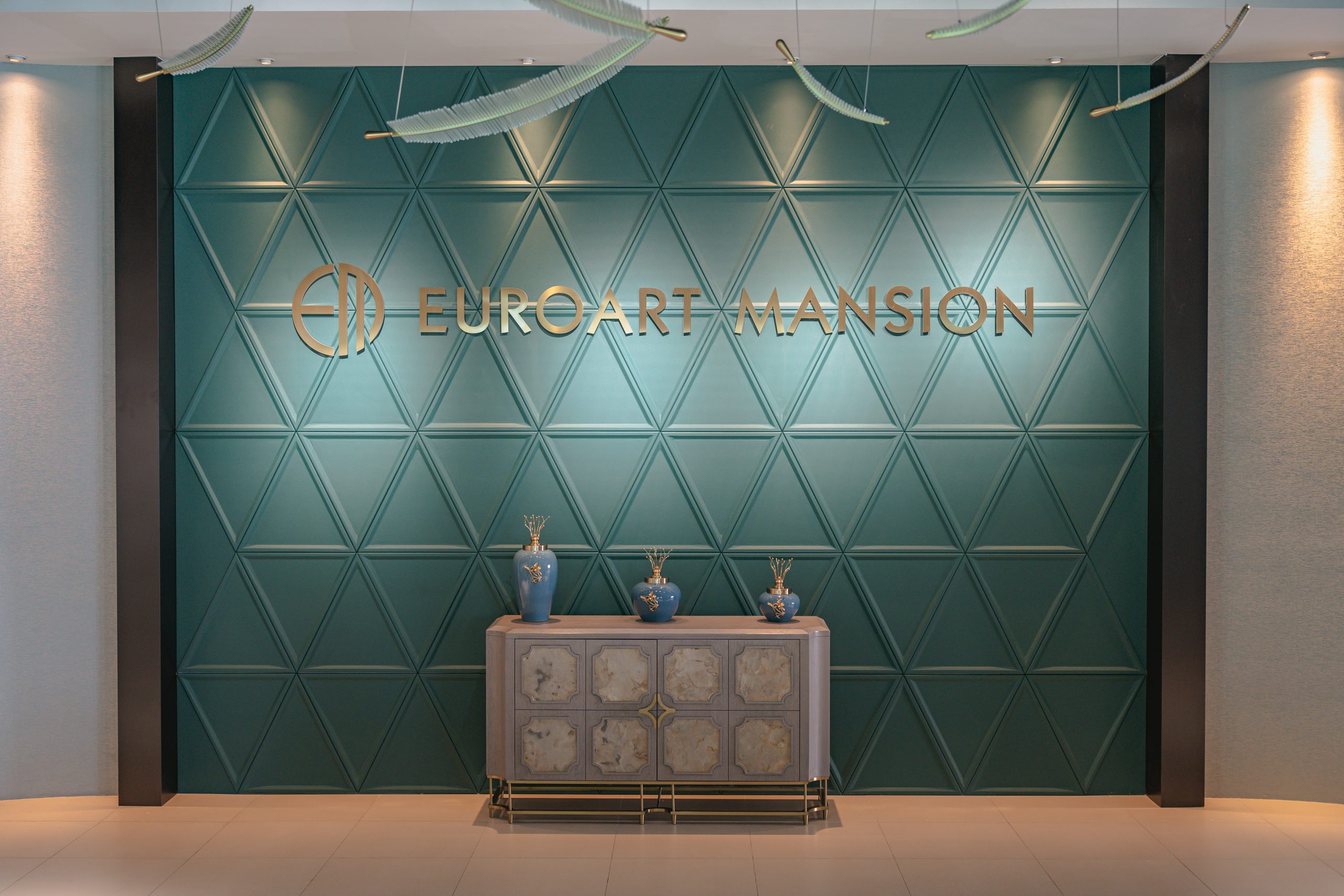 Euroart Mansion showroom